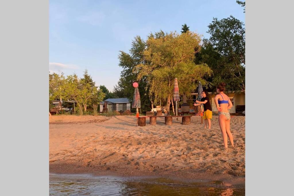 Maison Sur Le Lac Desbiens Εξωτερικό φωτογραφία